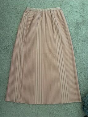 Pleated Midi Skirt in Blush Pink